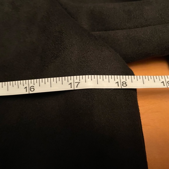 Ladies Dynamite black Suede feel waterfall coat size US XS - Picture 6 of 8